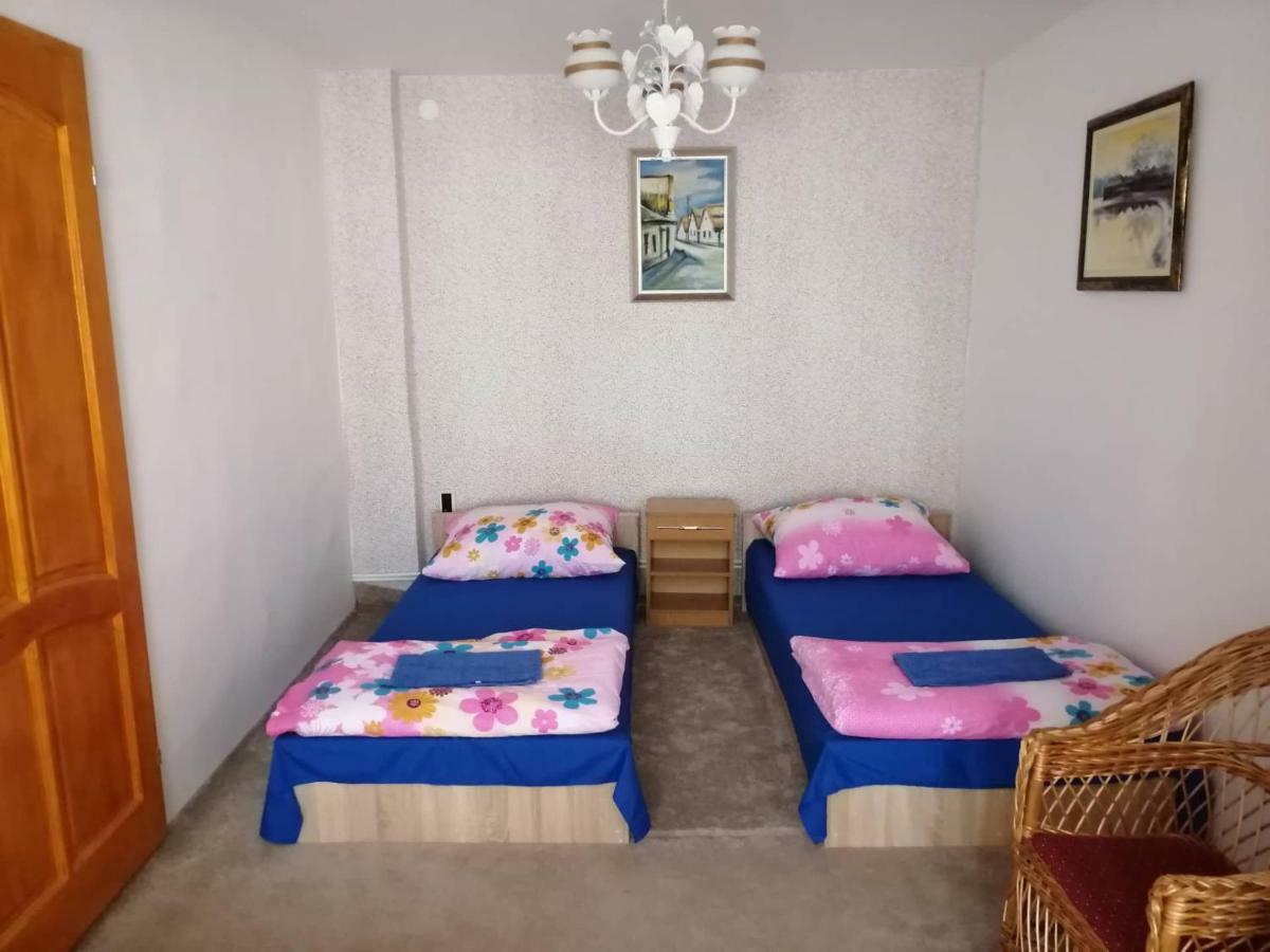 Mandula Apartman セゲド エクステリア 写真